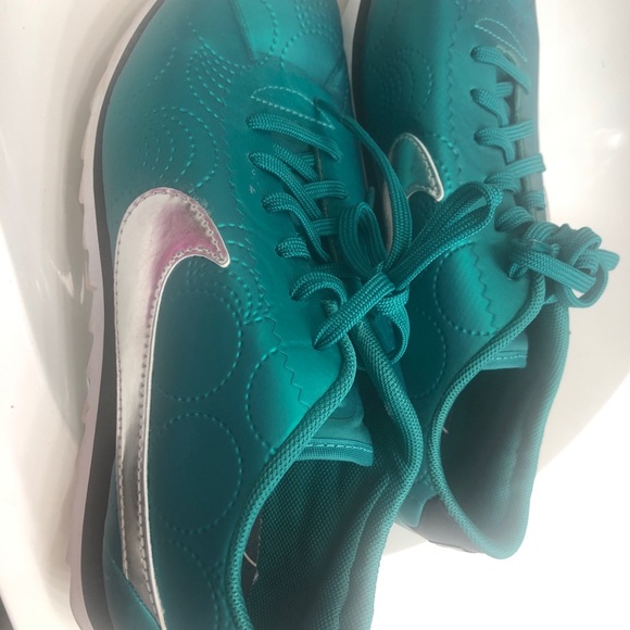 Nike green 7.5 - Picture 6 of 7